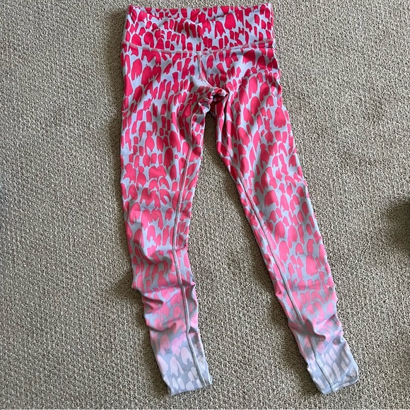 Alo Yoga Airbrush Jungle Ombré Leggings, Bra Top Matching Set - Picture 11 of 14